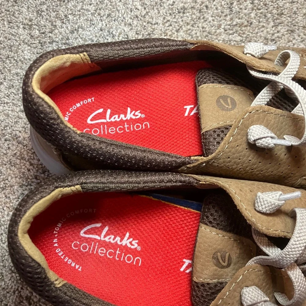 Clarks Gorwin Moc Men Dark Sand Nubuck Leather Boat Shoes Loafers Size 9 M